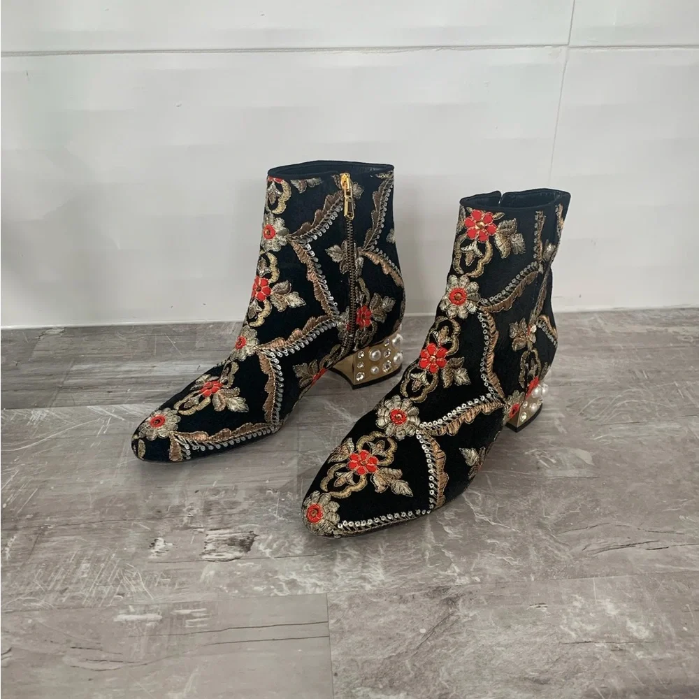 Russell and Bromley heeled ankle boots - Picture 2 of 10